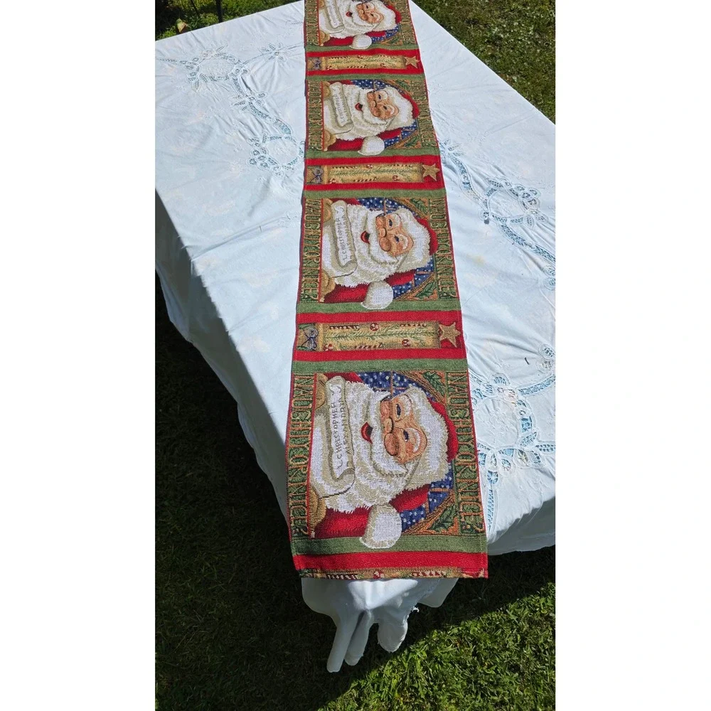 VTG Santa Claus Table Runner Christmas 
